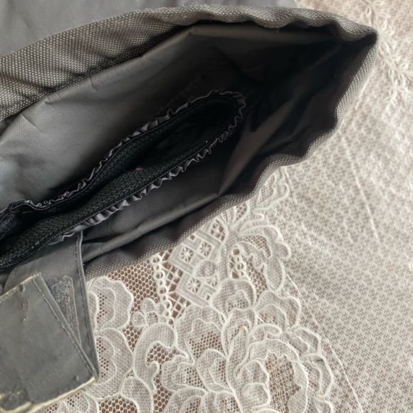 Girls Gusti Snowsuit - Size 12 - Pink and Grey- For -40 degree weather - Picture 5 of 6